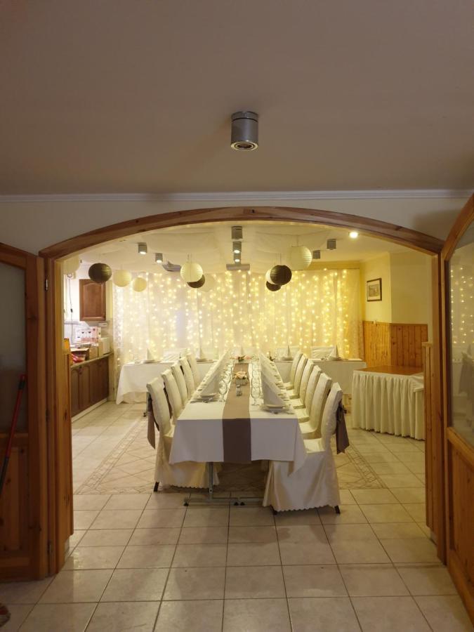 Harmonia Apartmanhaz Hajdúszoboszló Exterior foto