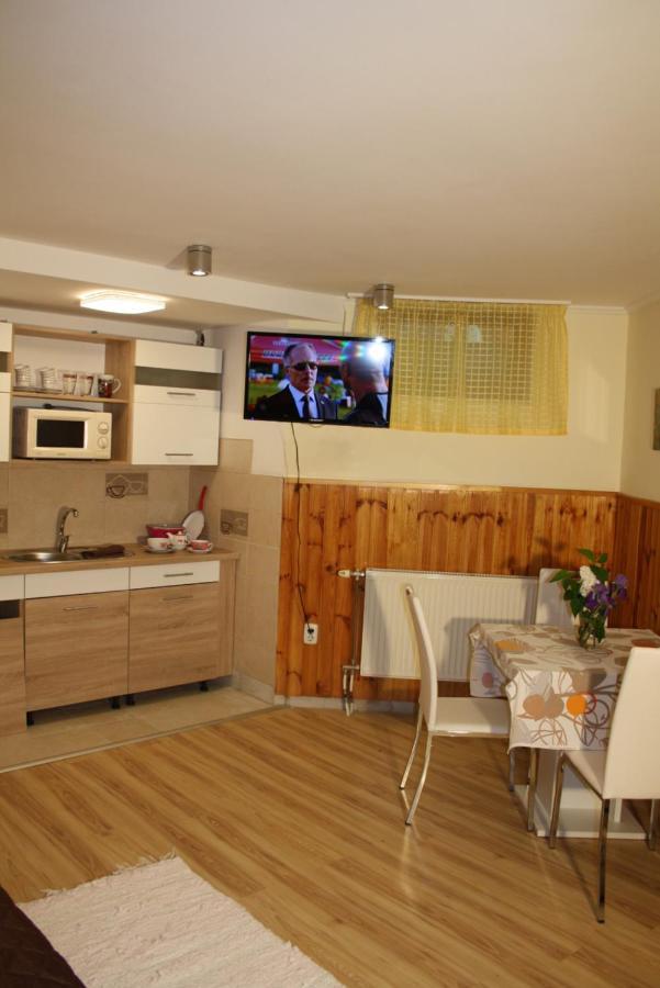Harmonia Apartmanhaz Hajdúszoboszló Exterior foto